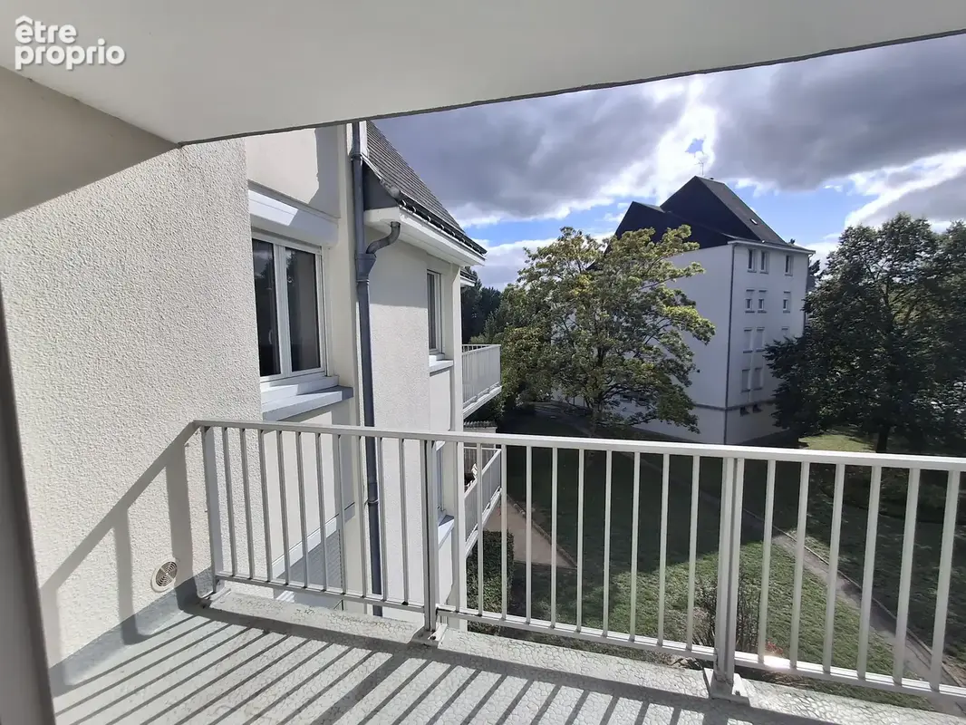 Appartement à SAINT-CYR-SUR-LOIRE