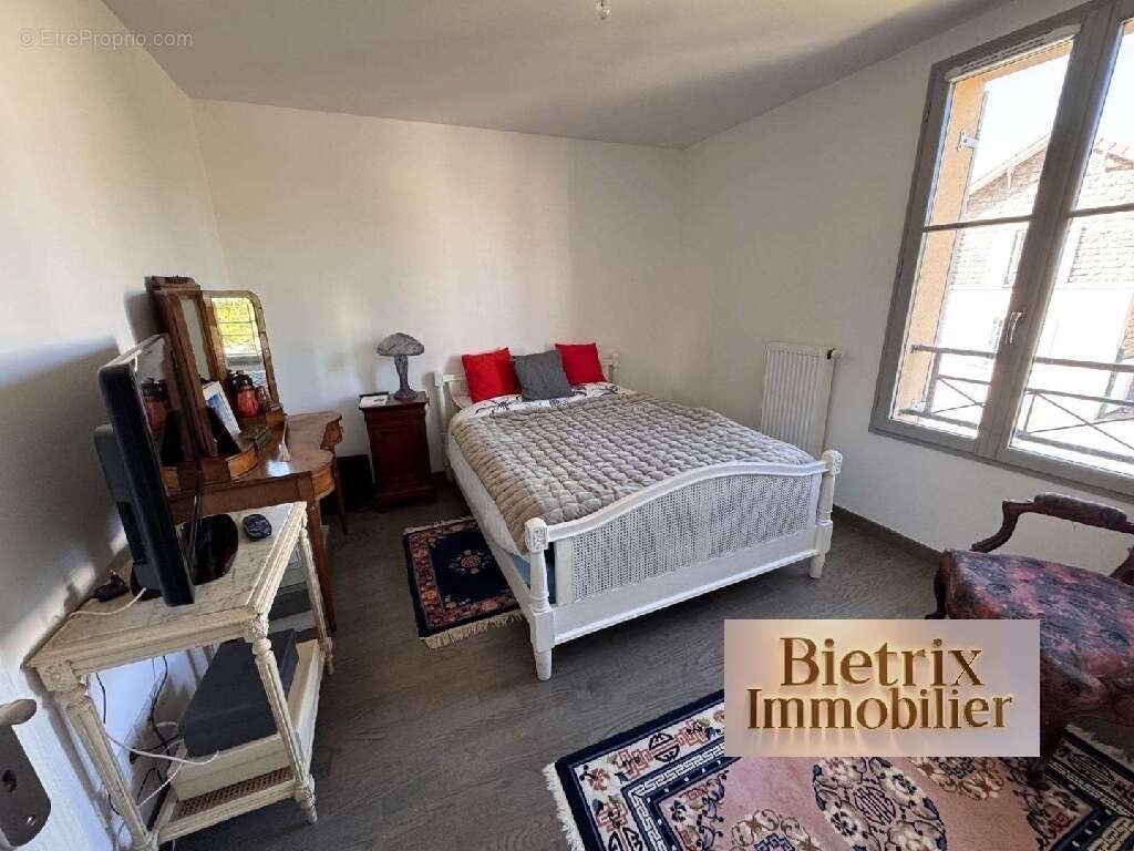 Maison à L&#039;ISLE-ADAM