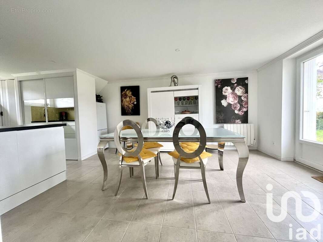 Photo 3 - Maison à GENCAY