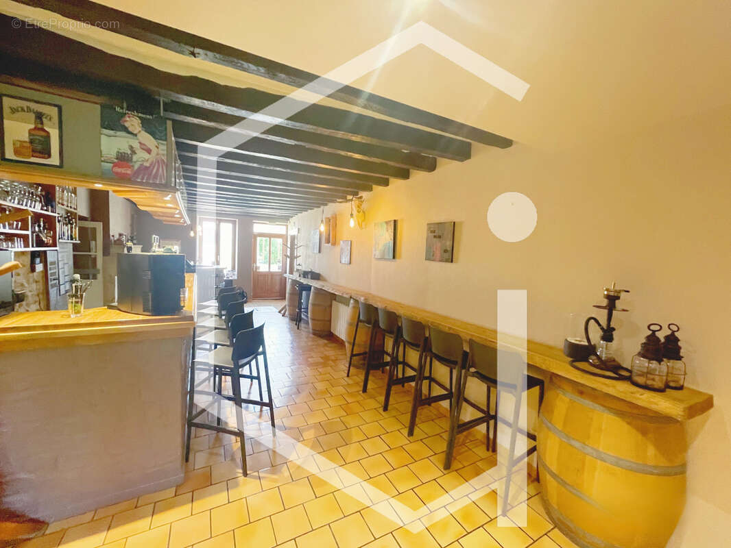 Commerce à VERDIGNY