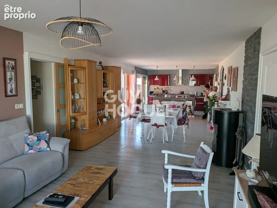 Maison récente 5 pièces à vendre à Aizenay - 337 900 - photo 12