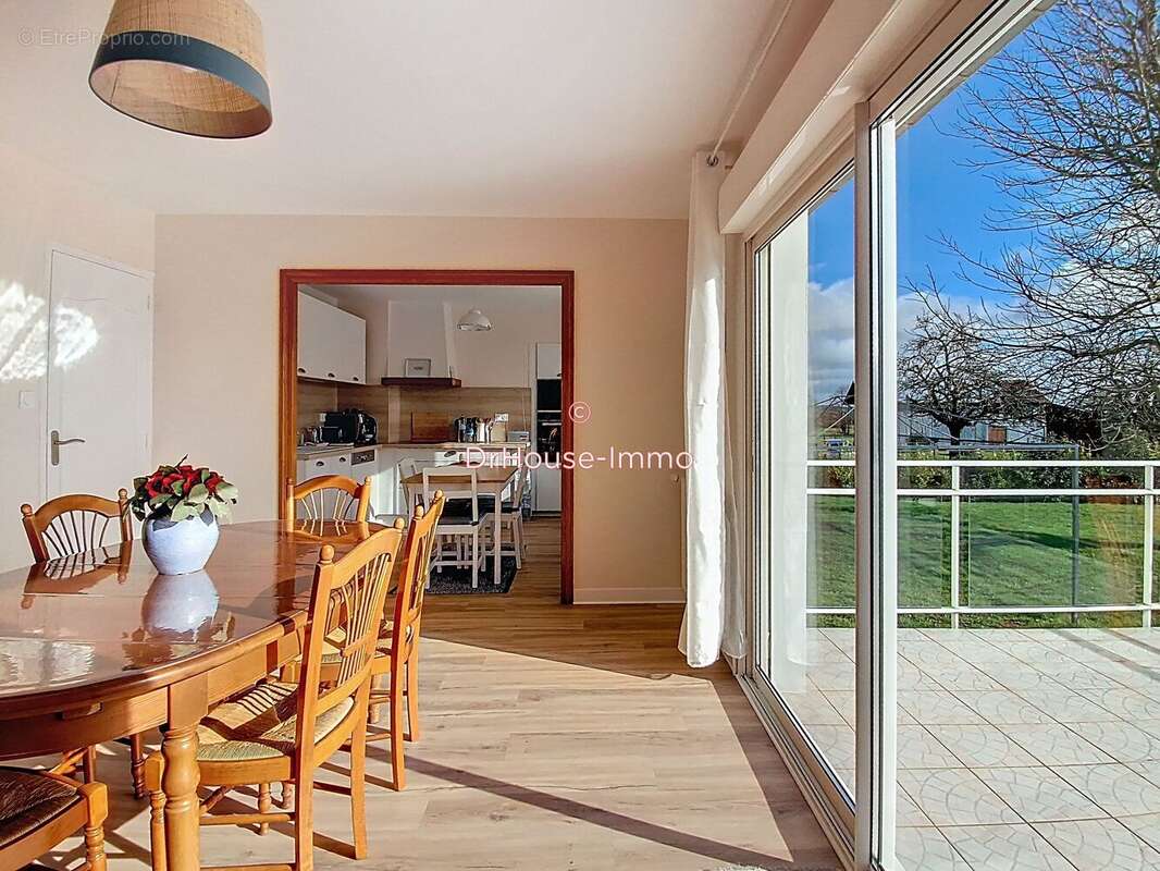 Maison 133 m² à Saint-Senier-Sous-Avranches  - photo 15