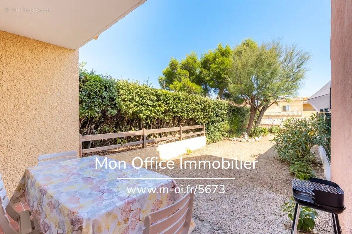 Appartement à SAUSSET-LES-PINS