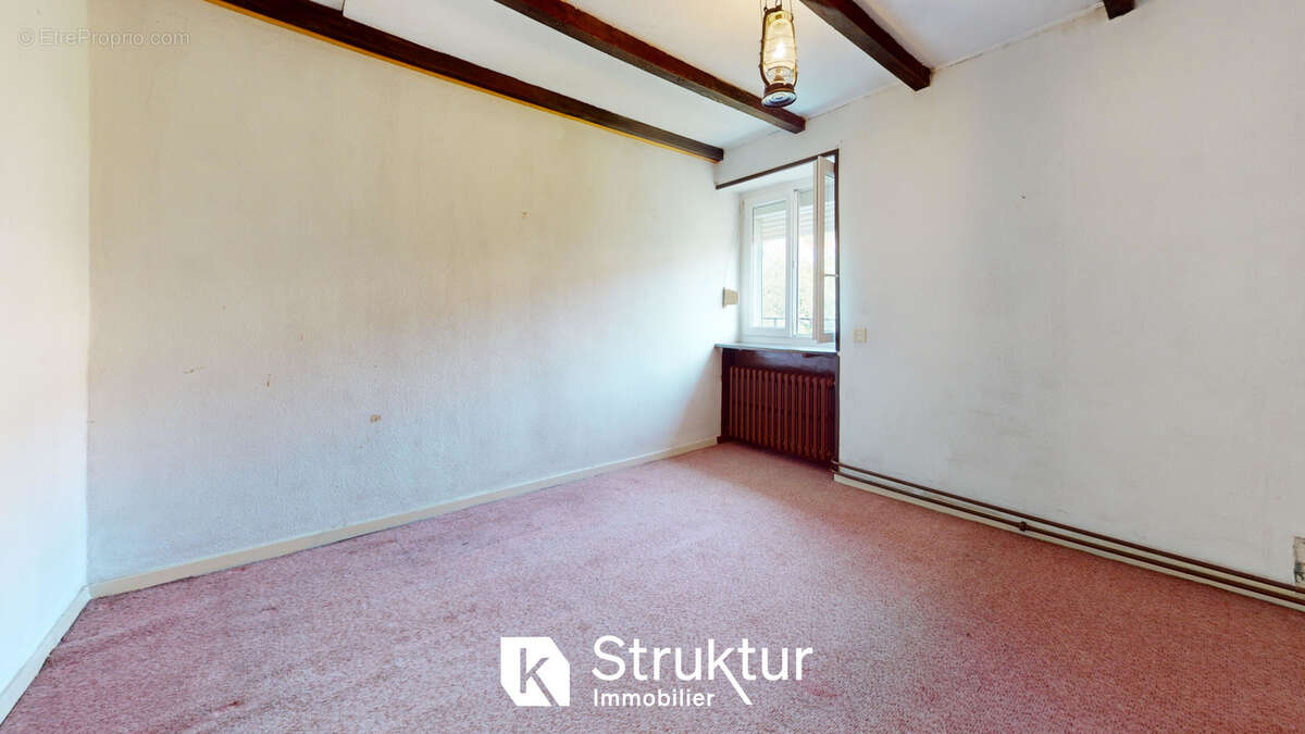 Maison à AUDUN-LE-TICHE