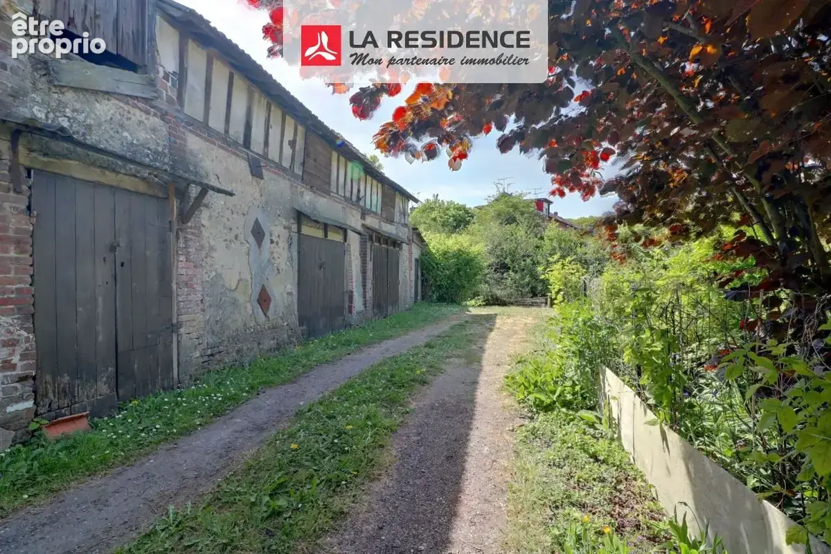 Terrain à MALAUNAY