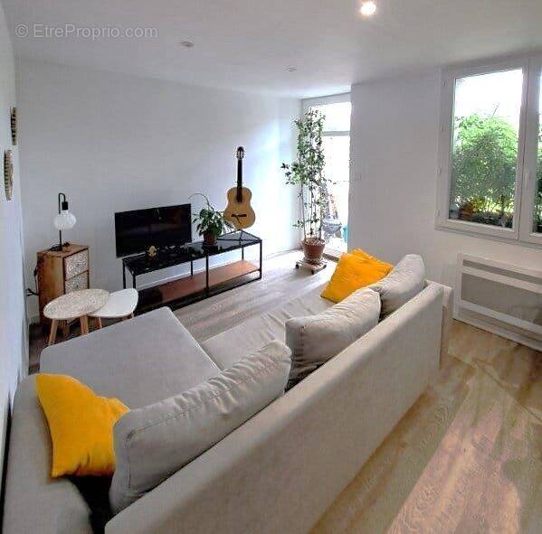 Immeuble à vendre | Aire sur l&#039;Adour | Séjour T2 jardin - Appartement à AIRE-SUR-L&#039;ADOUR