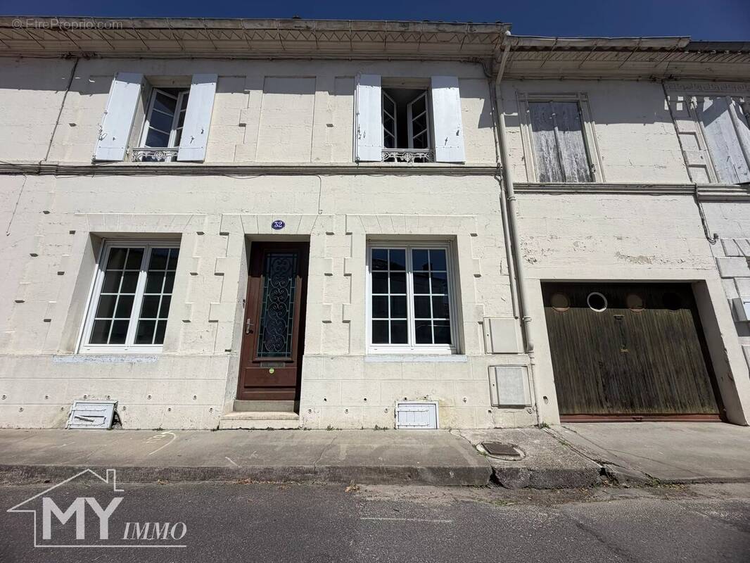 Maison à CASTILLON-LA-BATAILLE