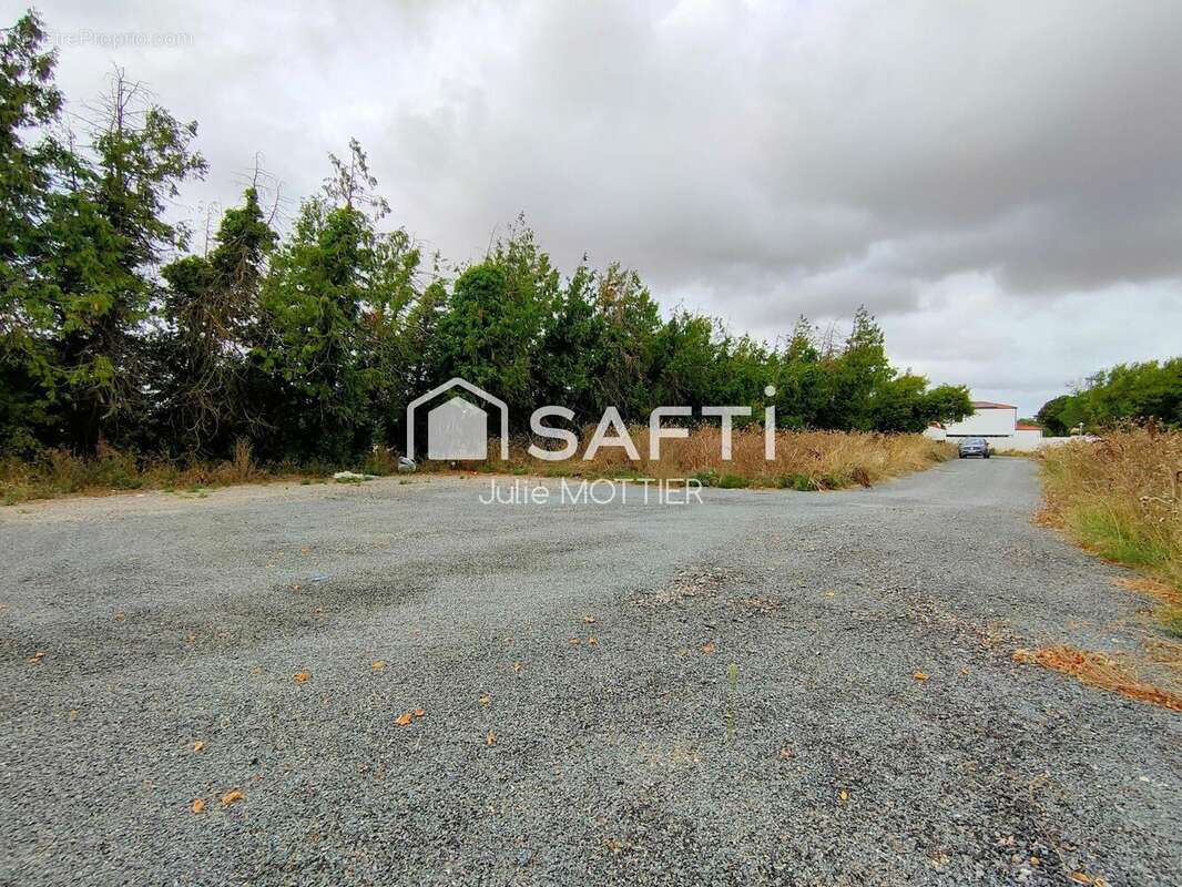 Photo 3 - Terrain à CLAVETTE