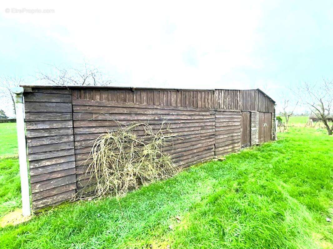 Maison à LA FEUILLIE