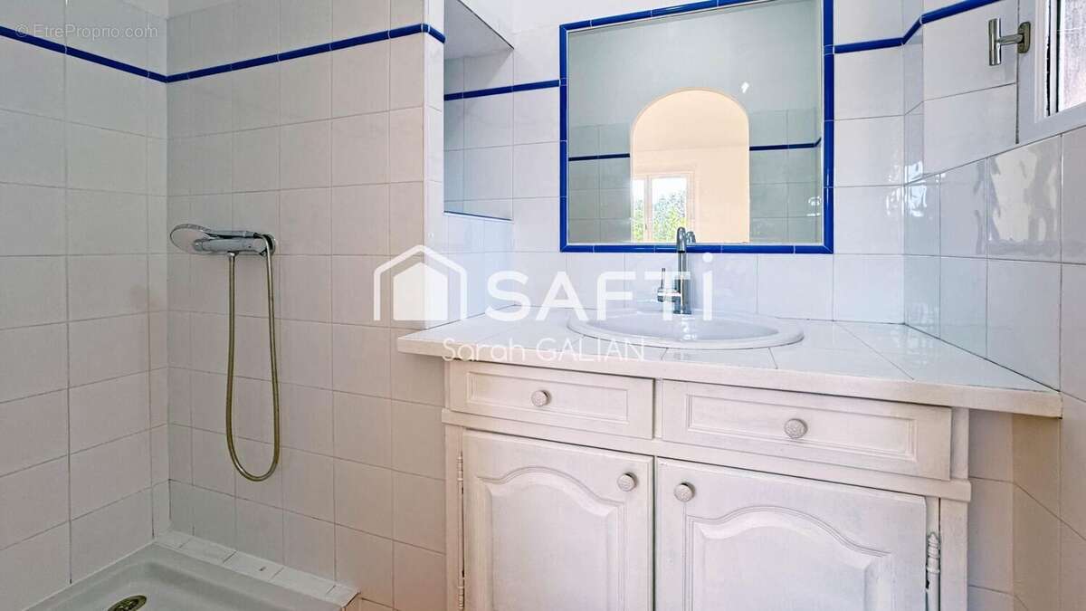 Photo 6 - Maison à ROQUEBRUNE-SUR-ARGENS