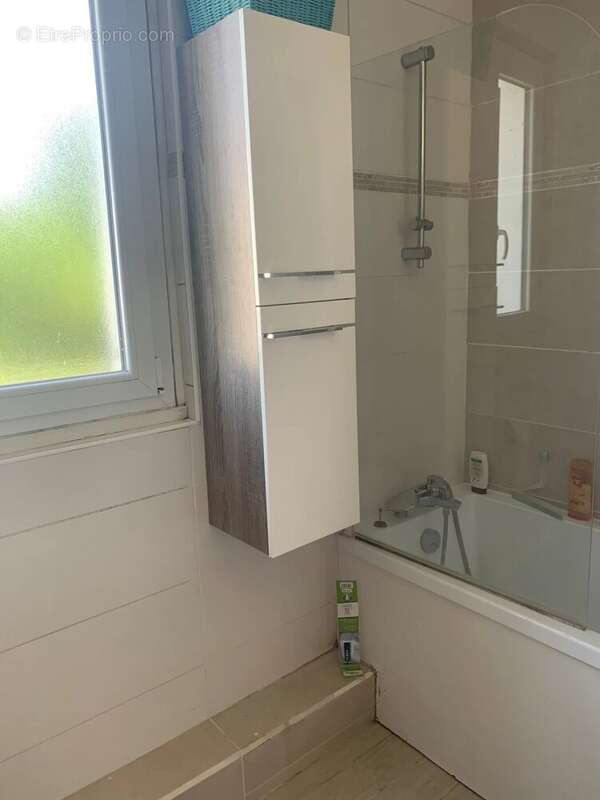 Maison à VOISINS-LE-BRETONNEUX