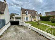 Maison à LE PLESSIS-BELLEVILLE