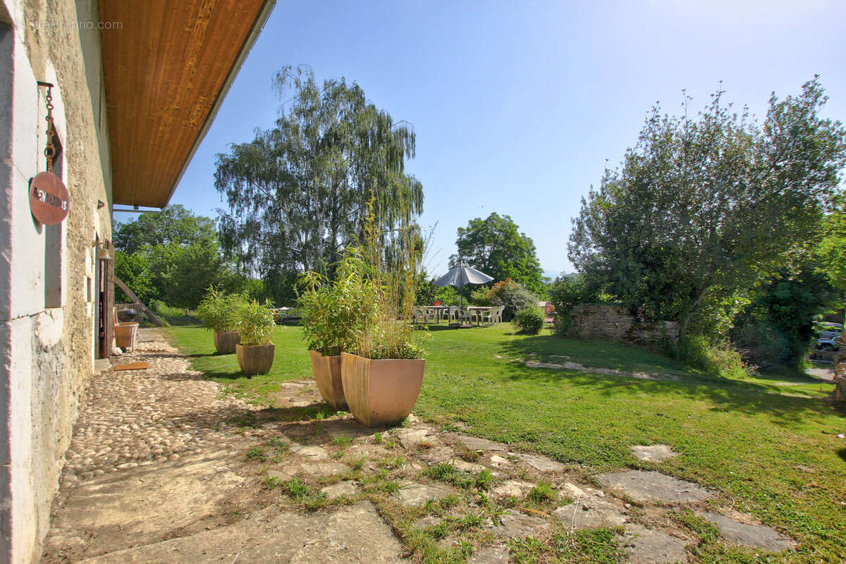 Maison à MASSINGY