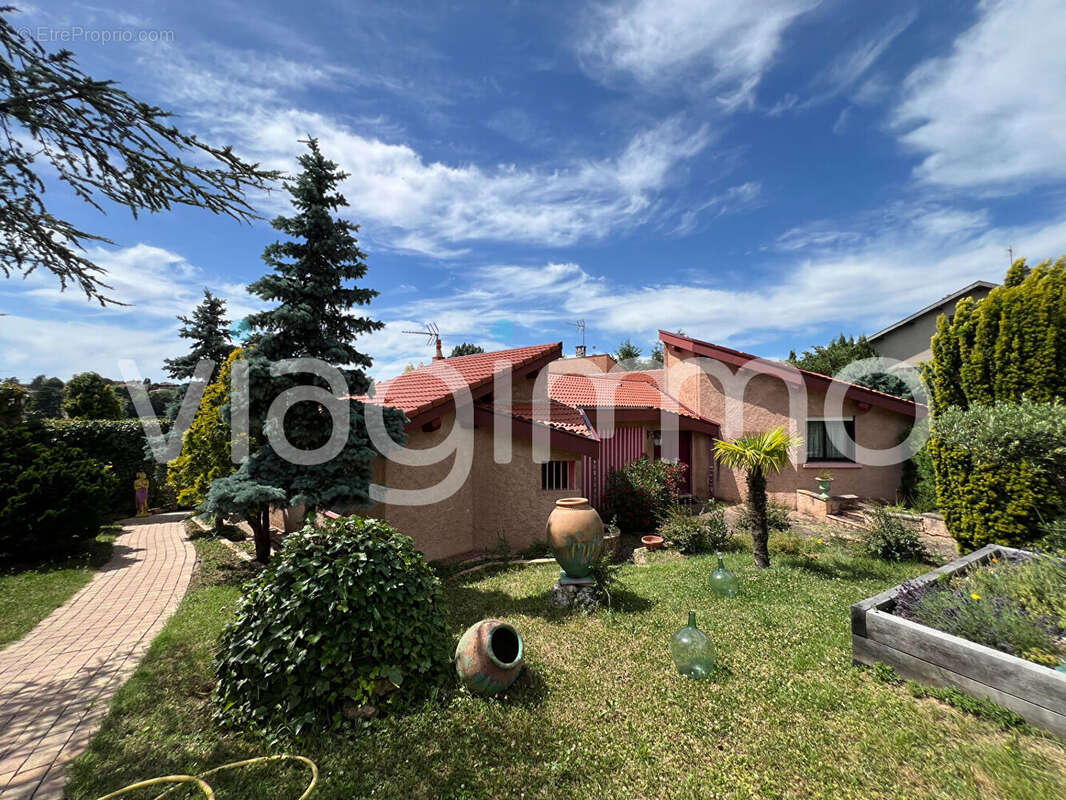Maison à SAINT-CYR-AU-MONT-D'OR