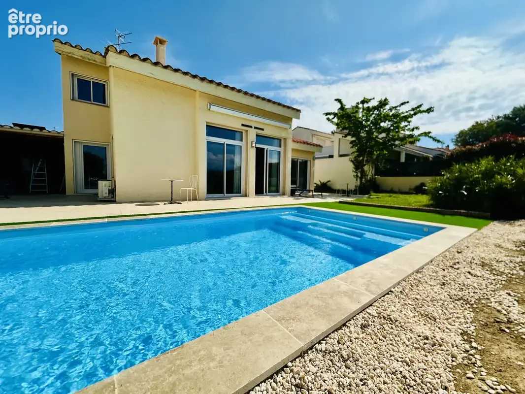 Vente Villa en première ligne du Lac, 66180 Villeneuve de la Raho. - photo 12