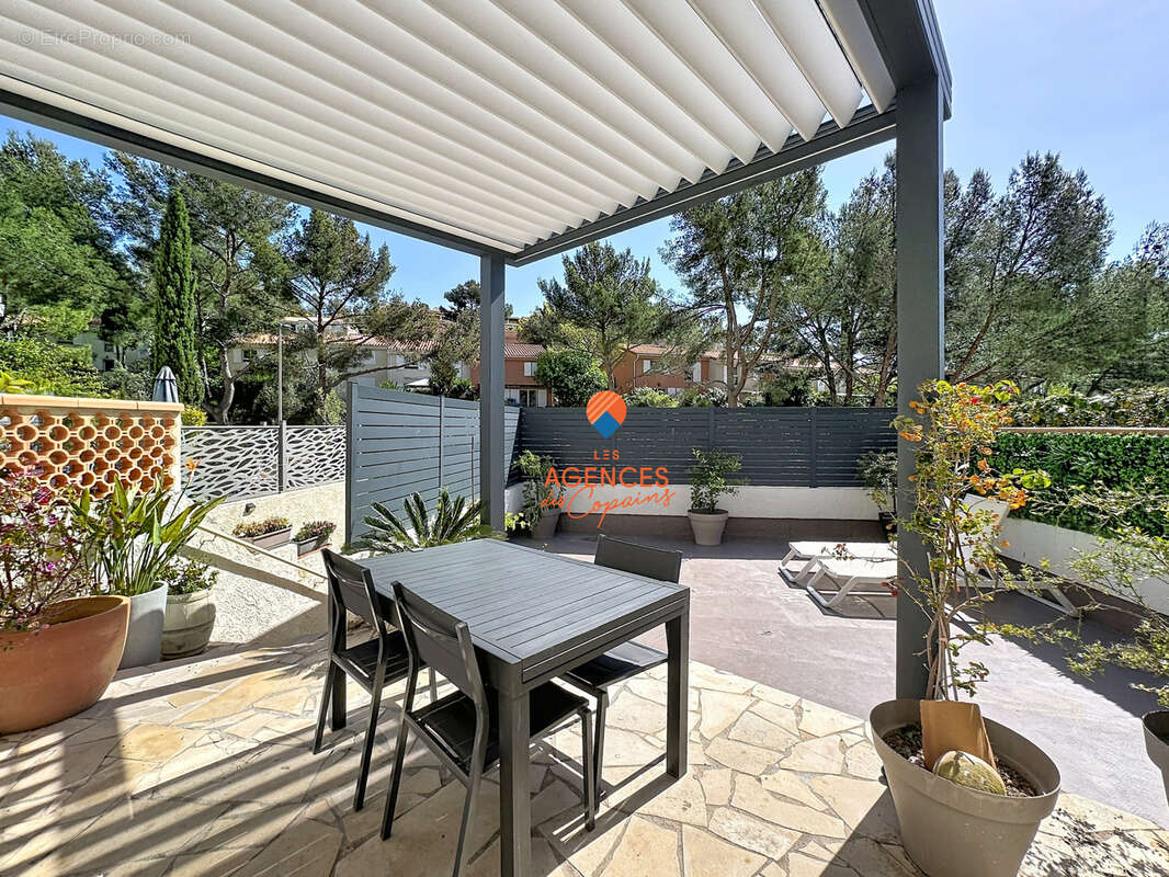 Bandol exclusivite - magnifique villa type 3 avec terrasse et garage - calme absolu - photo 2