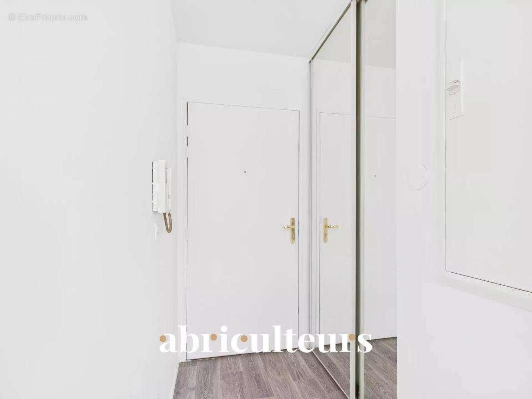 Appartement à SURVILLIERS