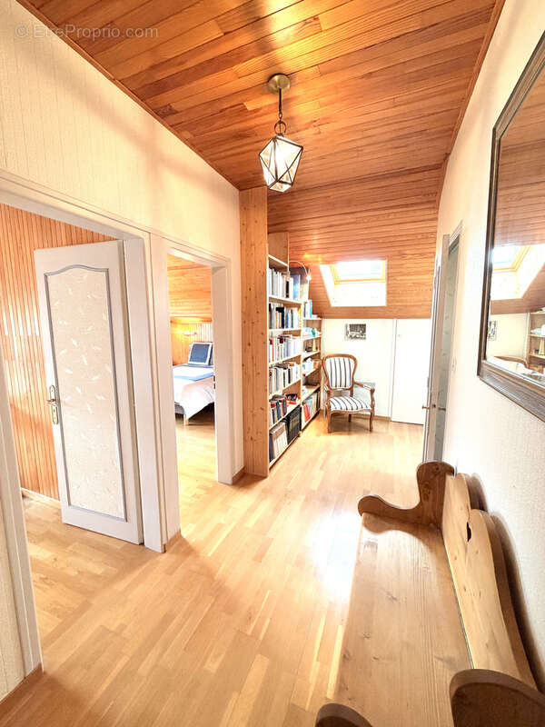 Maison à LA CLUSE-ET-MIJOUX