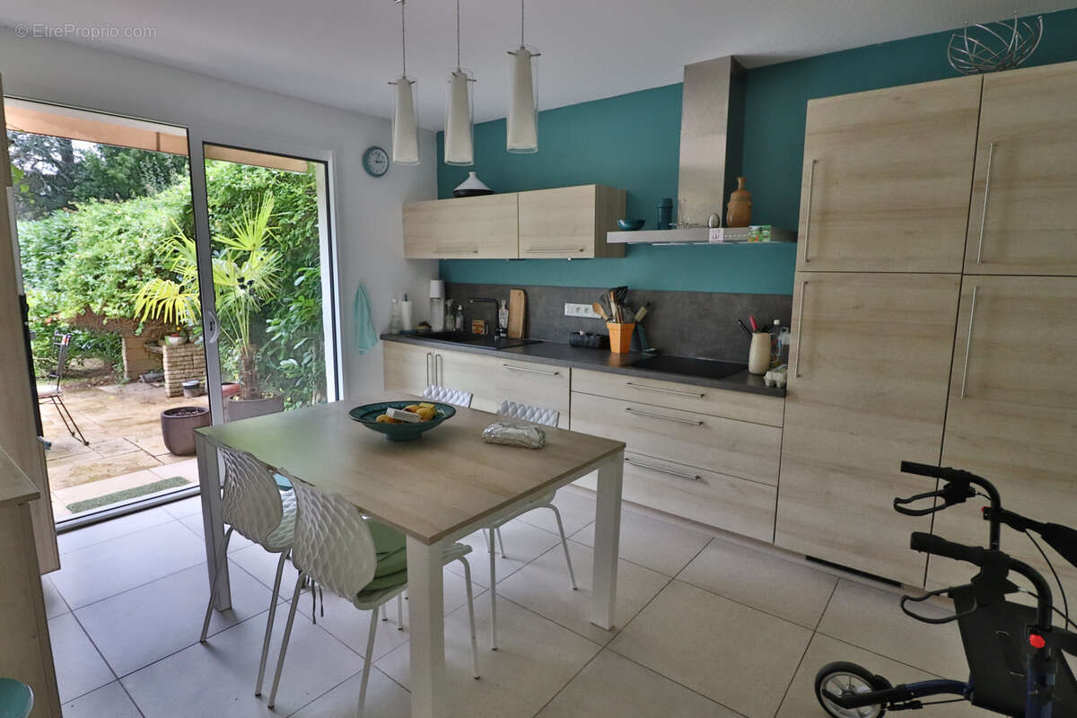 Maison à CHARBONNIERES-LES-BAINS