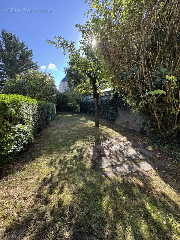 Maison à SAINT-MAUR-DES-FOSSES