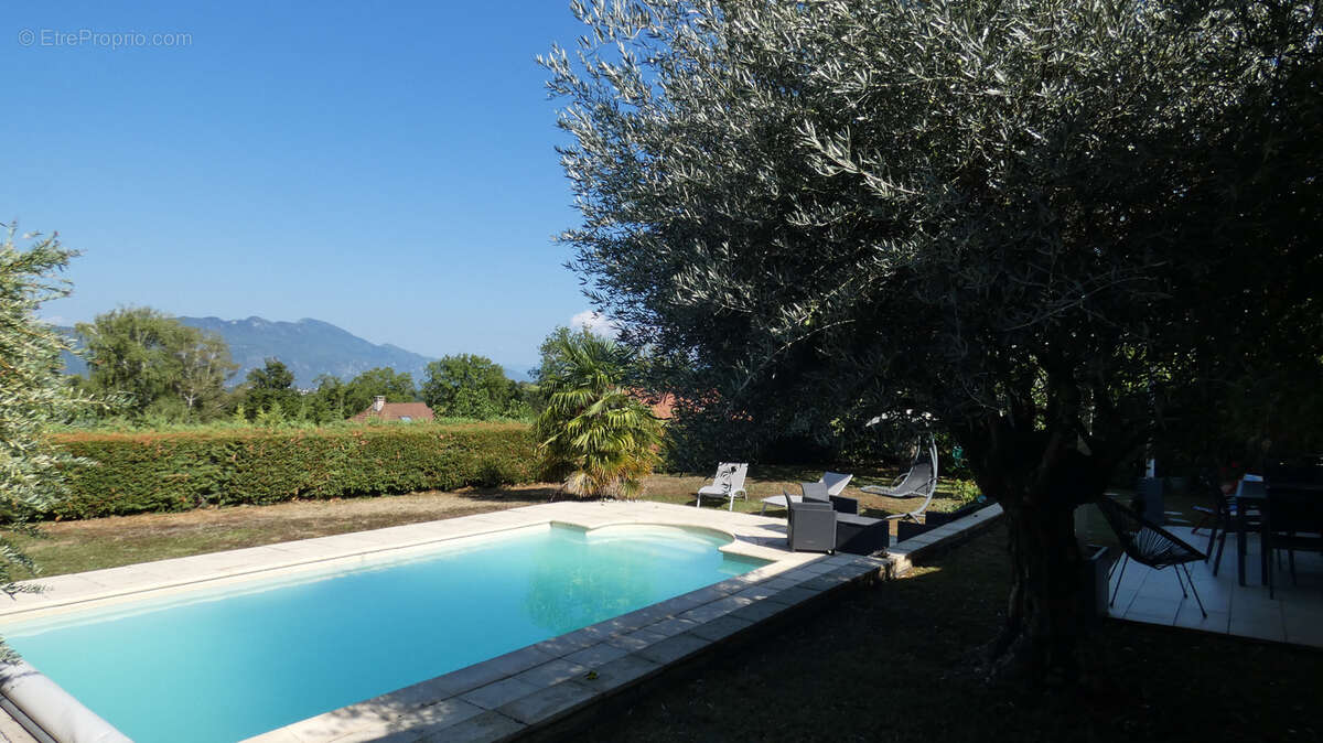Villa 6 pièces   204 m2   5 chambres   piscine   drumettaz-clarafond - photo 50