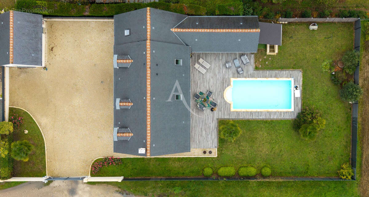 Maison à MONTLOUIS-SUR-LOIRE