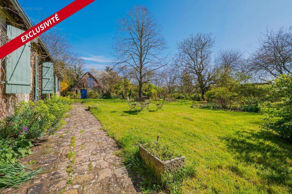 Maison à SAINT-CALAIS