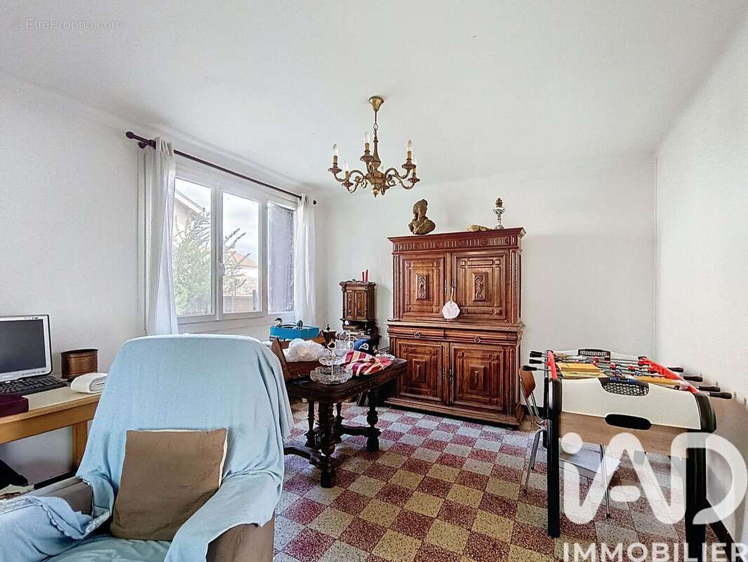 Photo 5 - Maison à VENISSIEUX