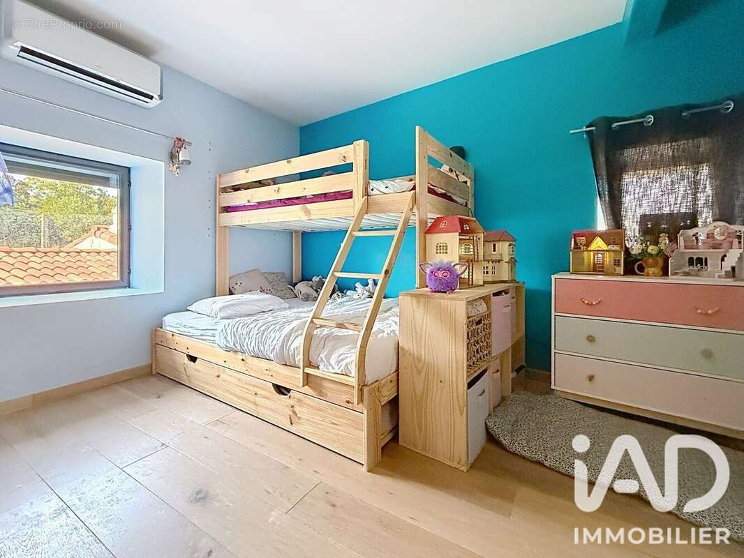 Maison 130 m² à Sciecq  - photo 6