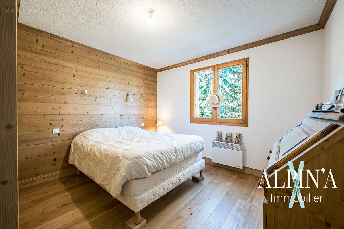 Appartement à LES ALLUES