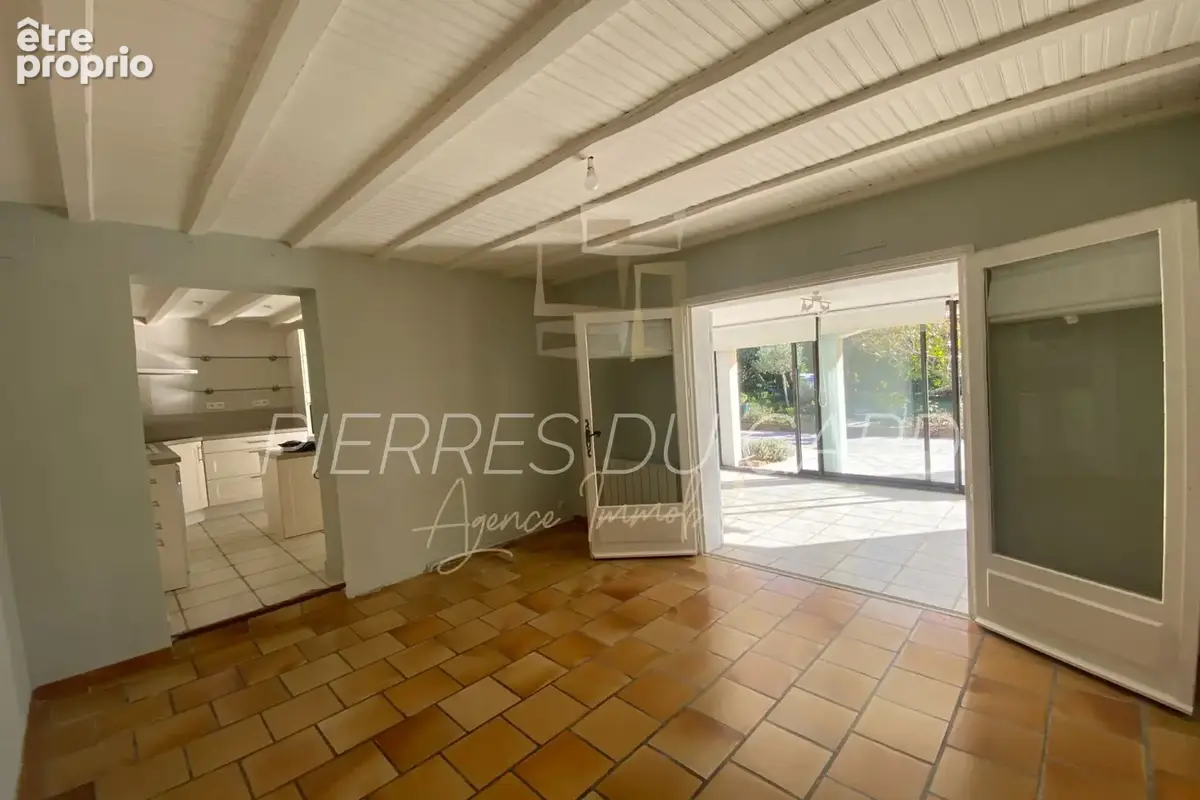 Maison 8 pièces 166 m² à vendre à Uzes (30700) - photo 6