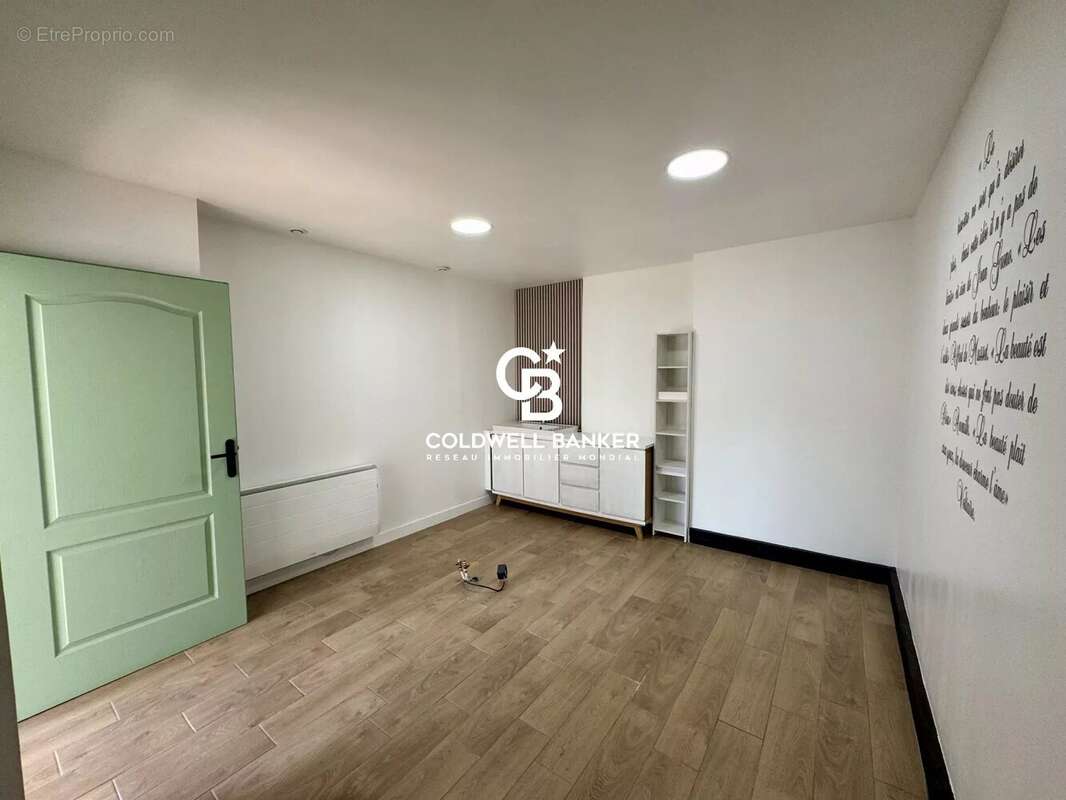 À vendre : Local commercial de 79 m² avec vitrine – Annemasse - photo 4