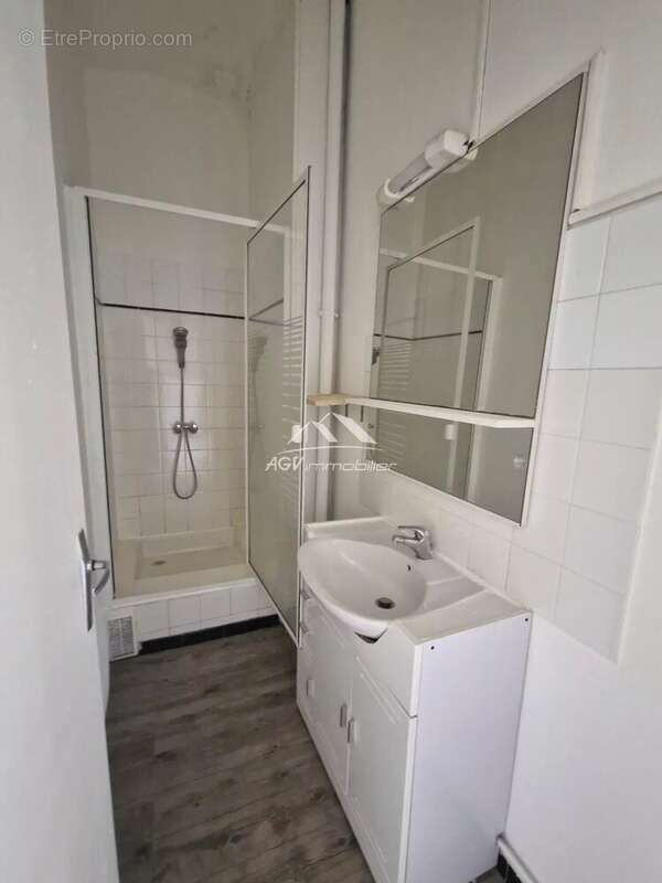 Appartement à MOLIERES-SUR-CEZE