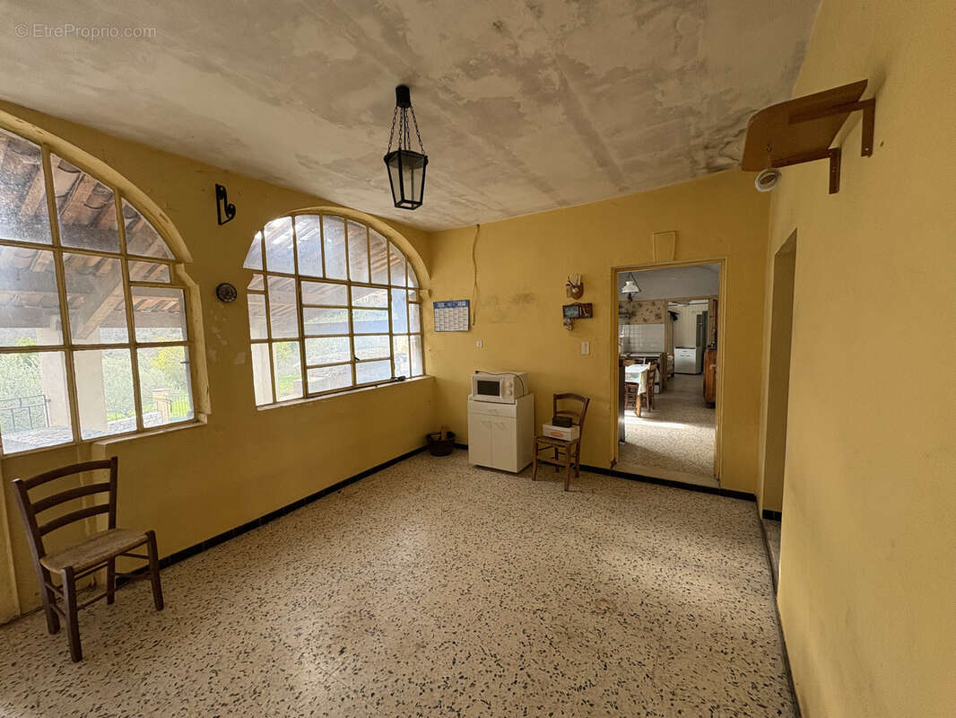 Maison à COURRY