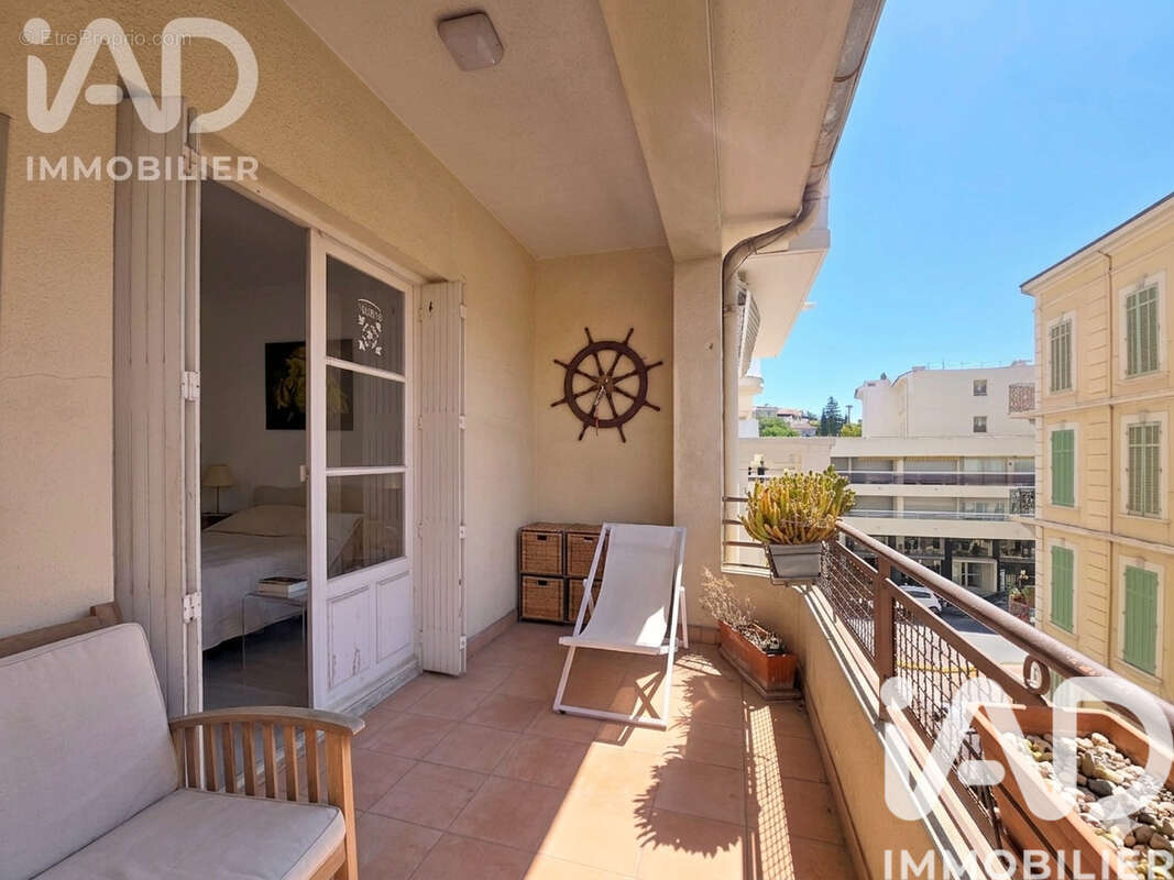 Photo 2 - Appartement à SAINT-RAPHAEL