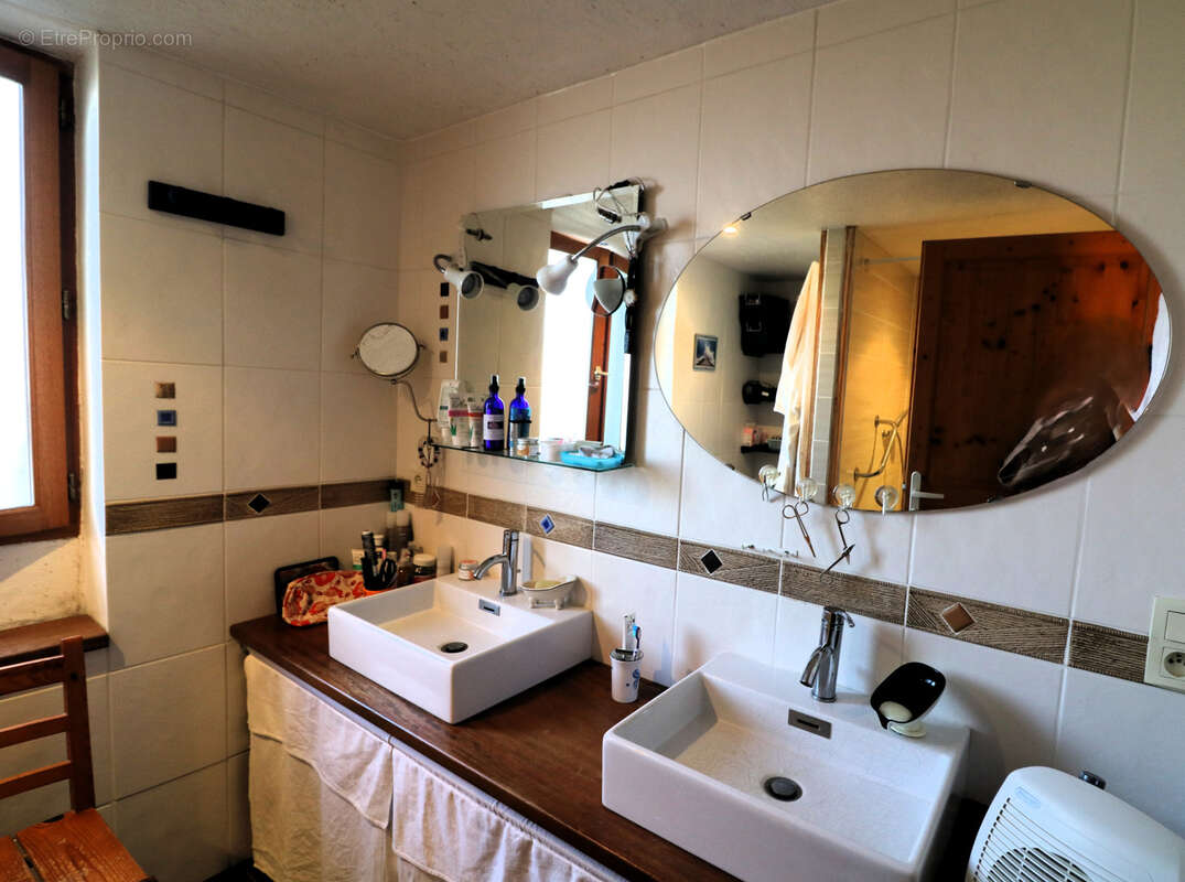 Propriété de 2.5ha avec Maison rénovée, dépendances, Vue Pyrénées - photo 59
