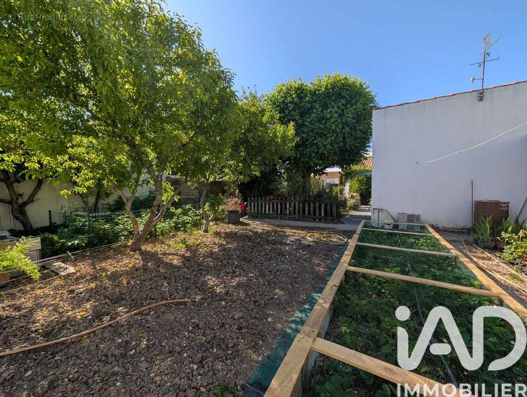 Maison 123 m² à Saint-Ouen-D'aunis  - photo 7