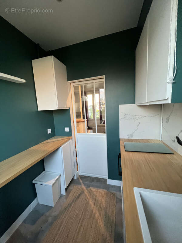 Appartement à LA GARENNE-COLOMBES