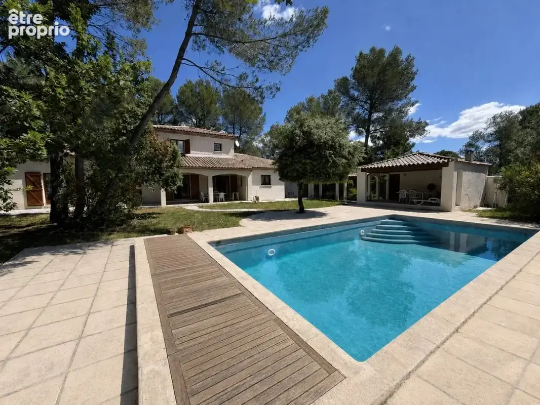 SAINT-CLÉMENT-DE-RIVIÈRE - Élégante villa familiale de 216 m² sur plus de 2 000 m² de terrain avec piscine - photo 14