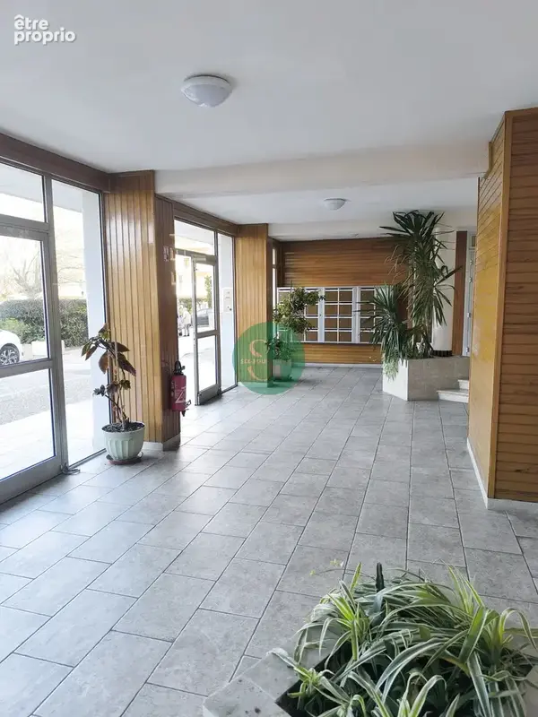 La seyne/limite six fours - faux t4 76.65m2 avec balcon, cave et ascenseur - photo 20