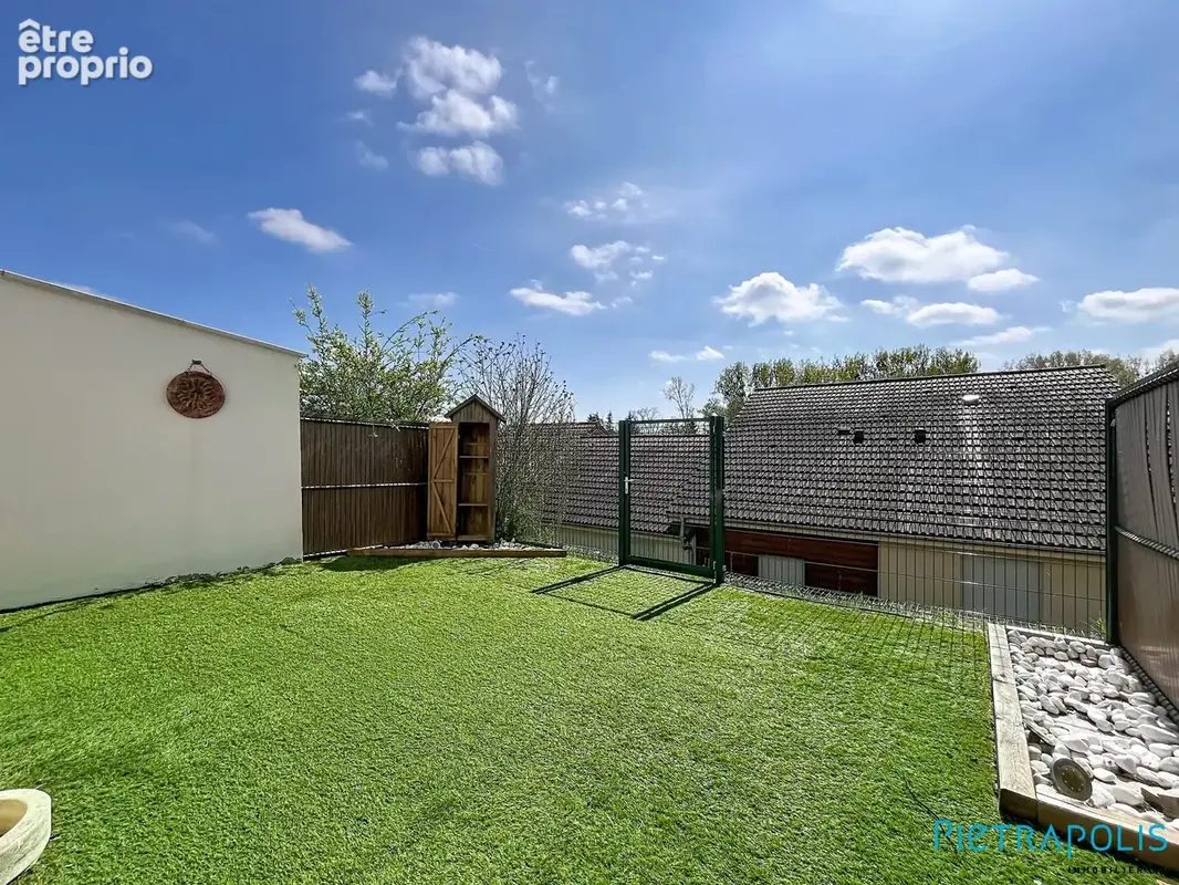 Maison 4 pièces 87 m² à vendre à Cessy (01170) - photo 9