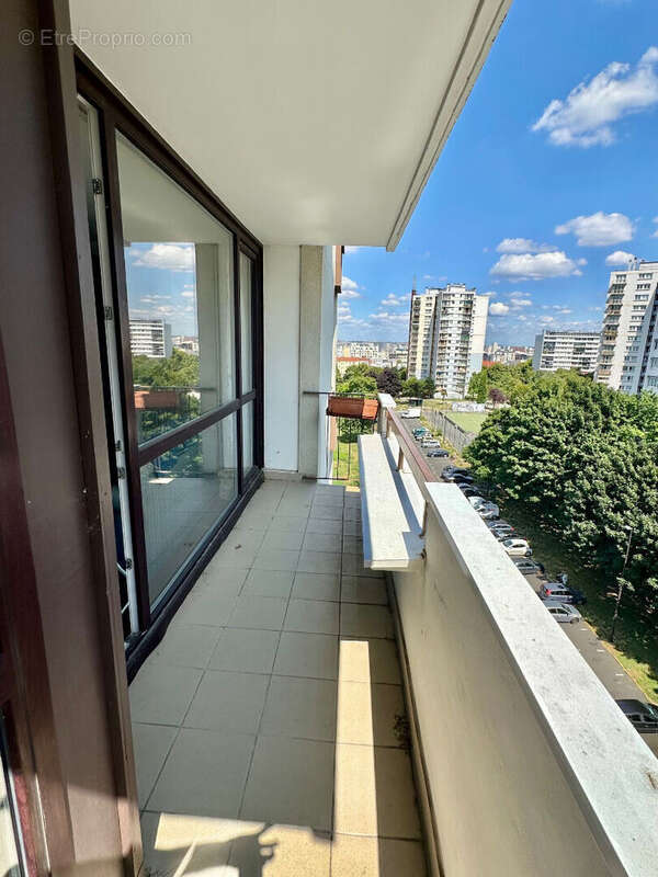 Appartement à IVRY-SUR-SEINE