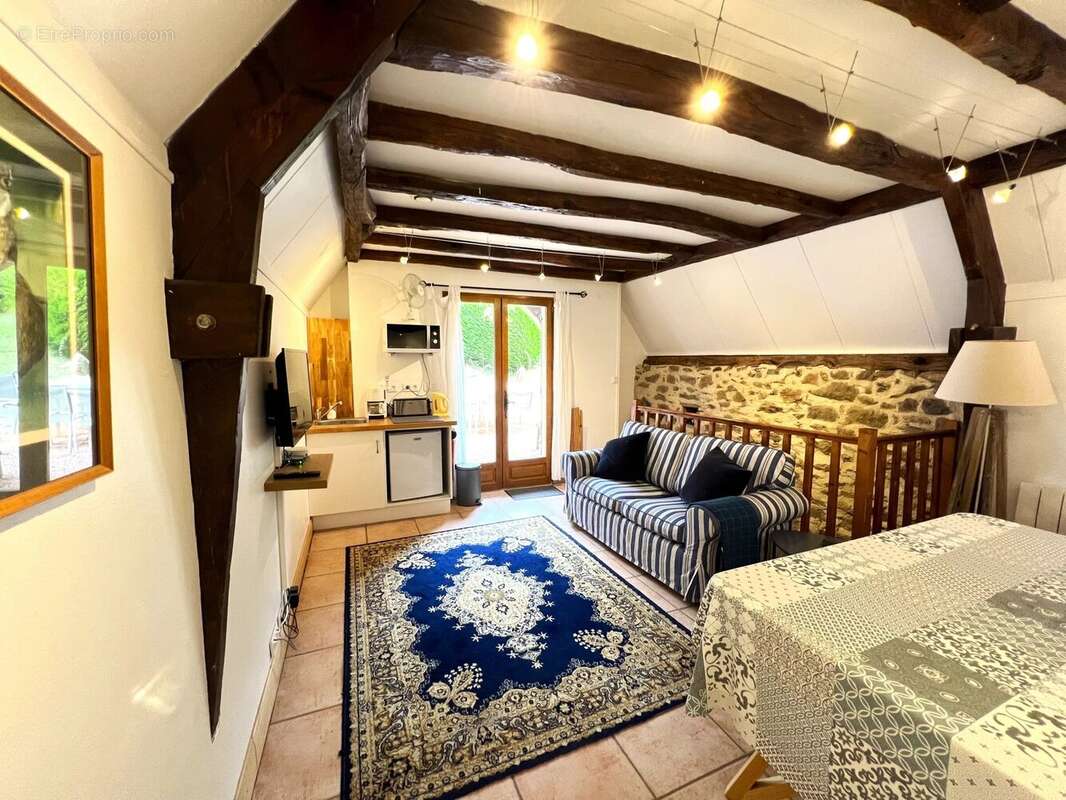 Maison à CARDAILLAC