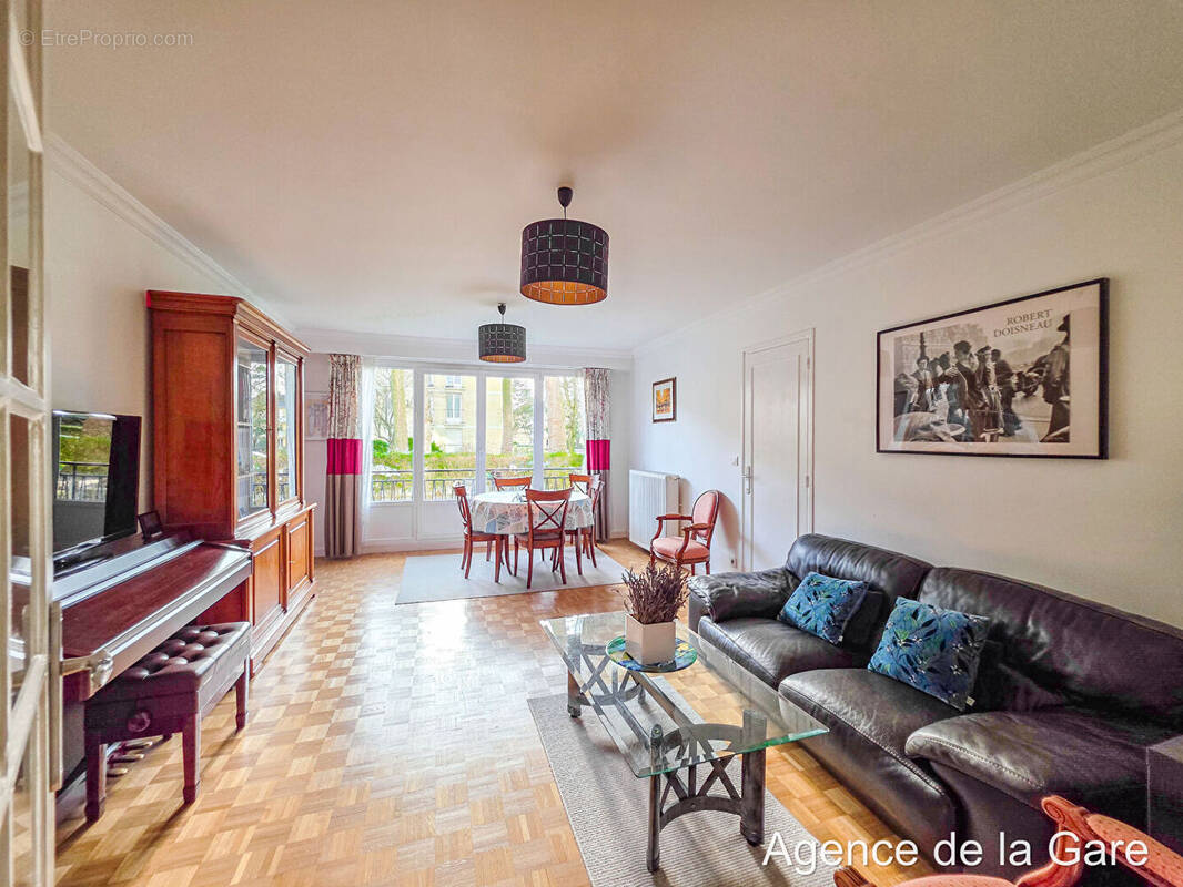 Appartement à MAISONS-LAFFITTE