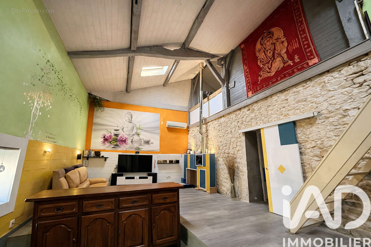 Maison 283 m² à Moustier  - photo 4