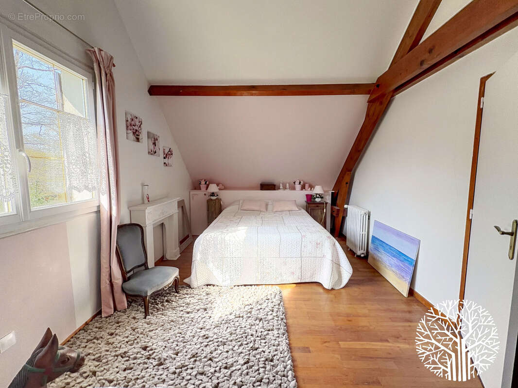 Maison à NOISY-SUR-ECOLE