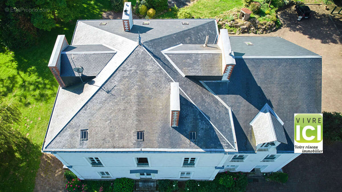 Maison à LA CHAPELLE-BASSE-MER