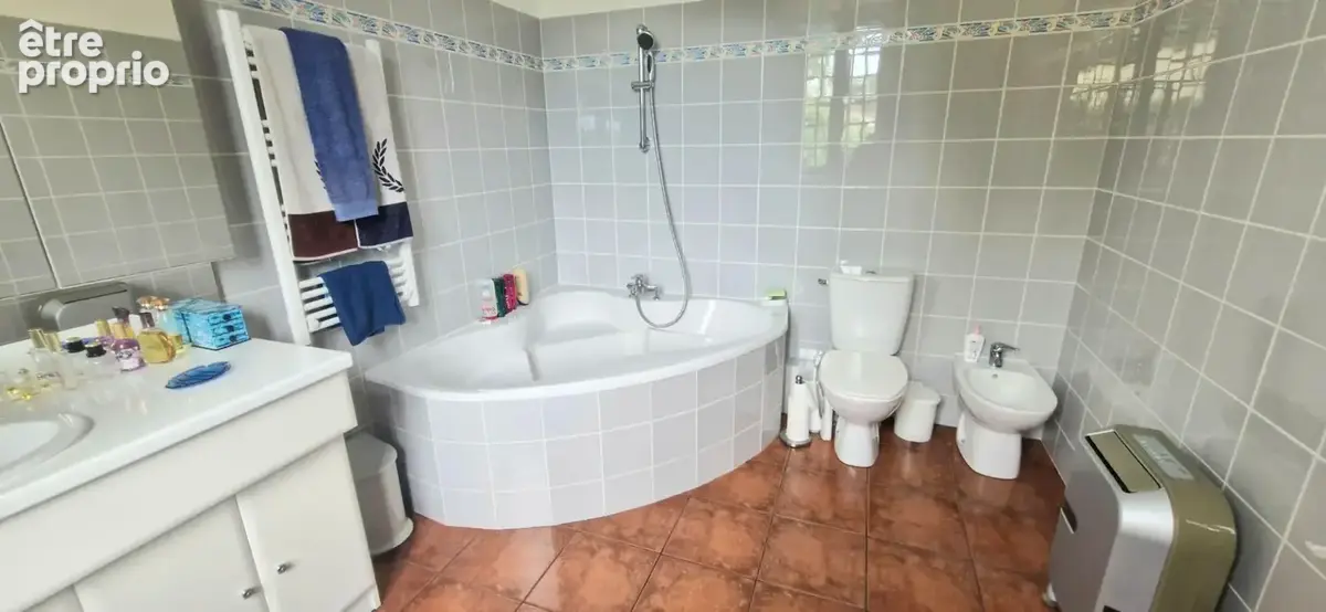 Maison Doudeville 6 pièce(s) 112 m2 - DÉPENDANCE - Terrain 3882m² - photo 5