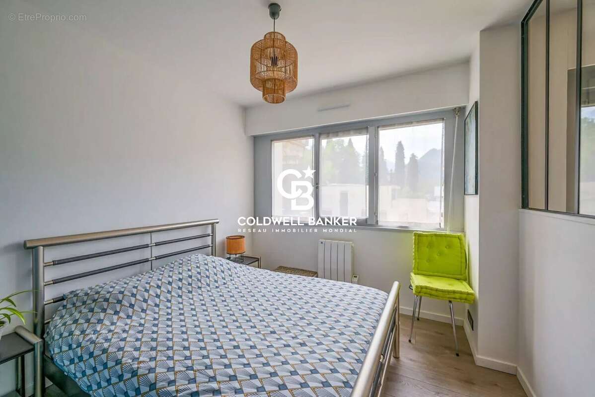 Appartement T2, une chambre, 35.92 m² très proche du centre  St Gervais les bains - photo 5