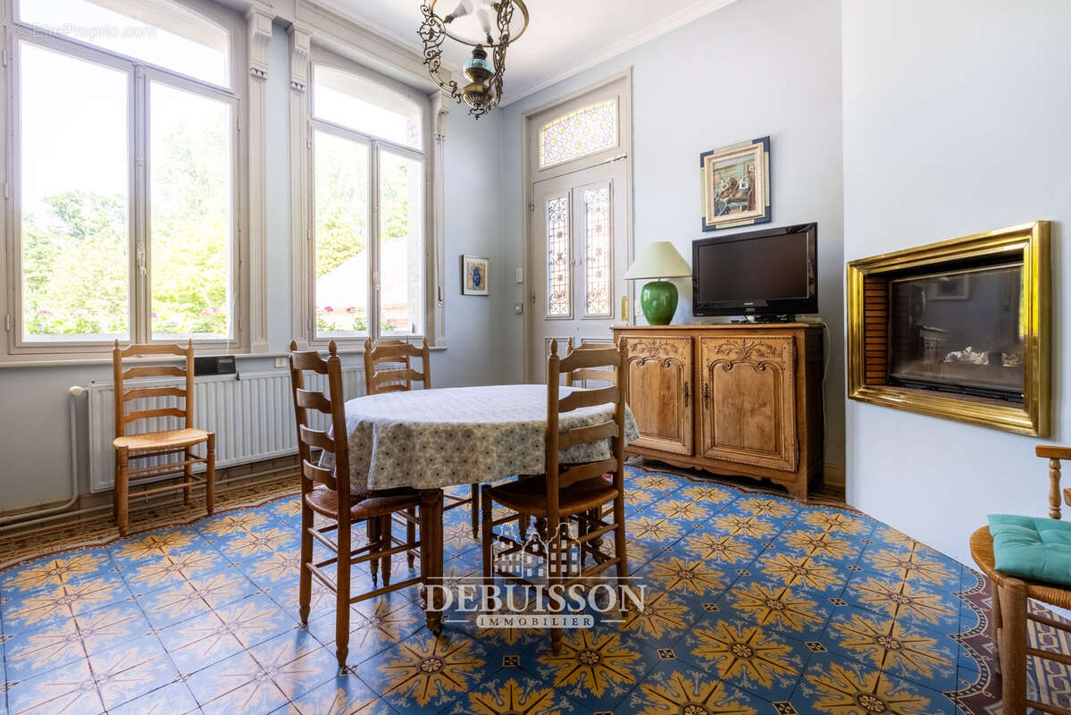 Maison à REBREUVIETTE